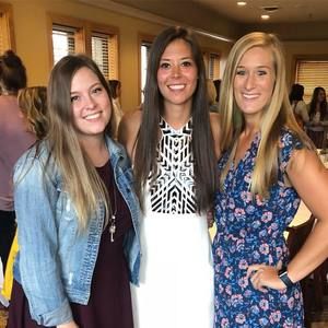 Meet your Posher, Emily